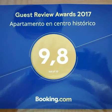 En Centro Historico Con Garaje Propio جيريز